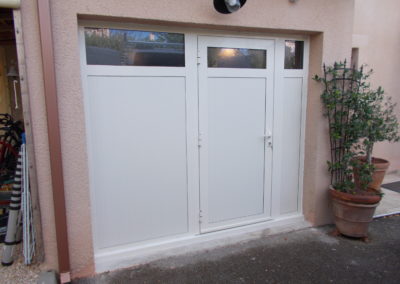 Plusieurs styles et plusieurs configurations de portes de garage. Consultez le catalogue Vit-Al